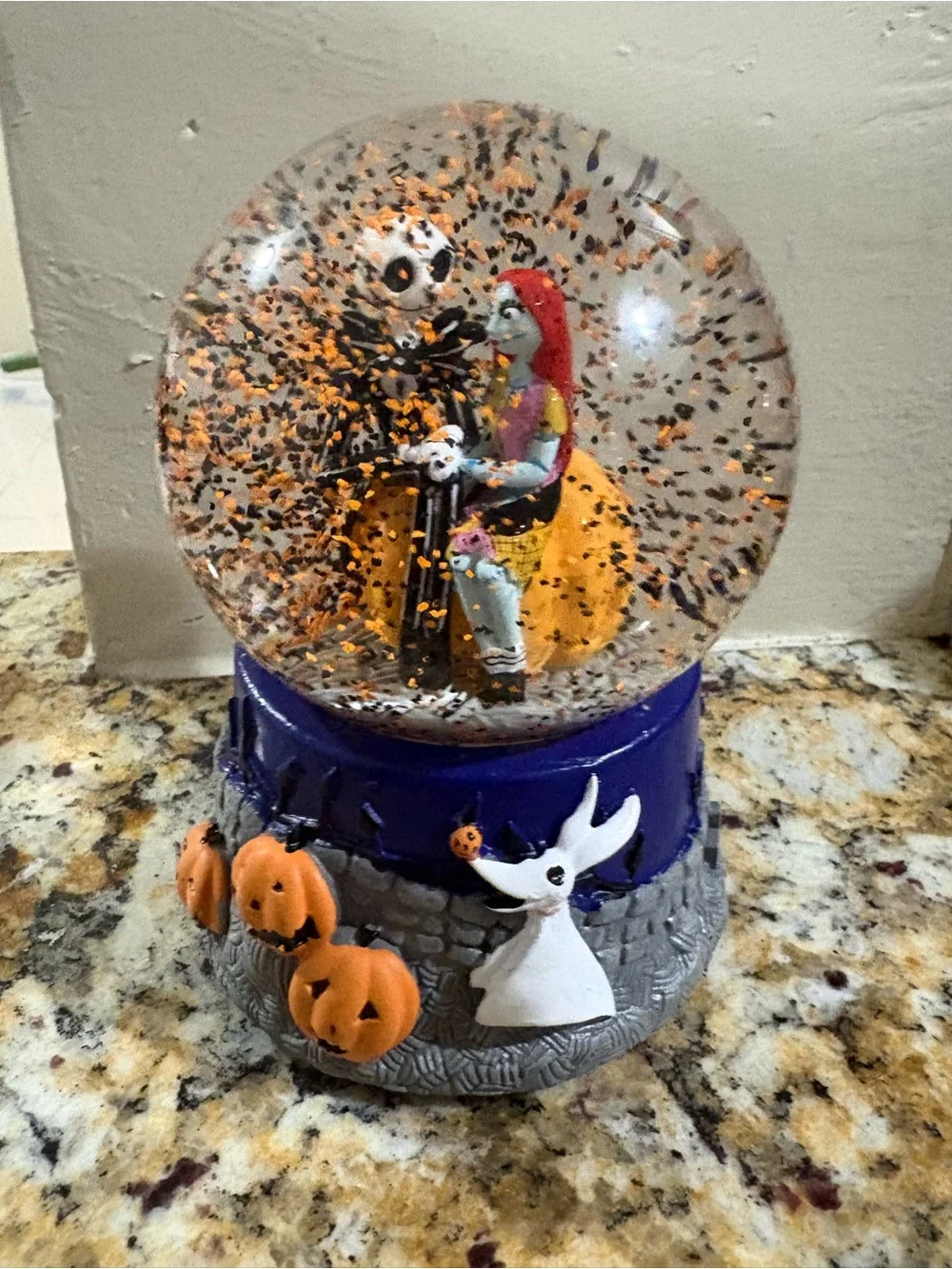 Disneys Nightmare Before Christmas Jack and Sally Snowglobe